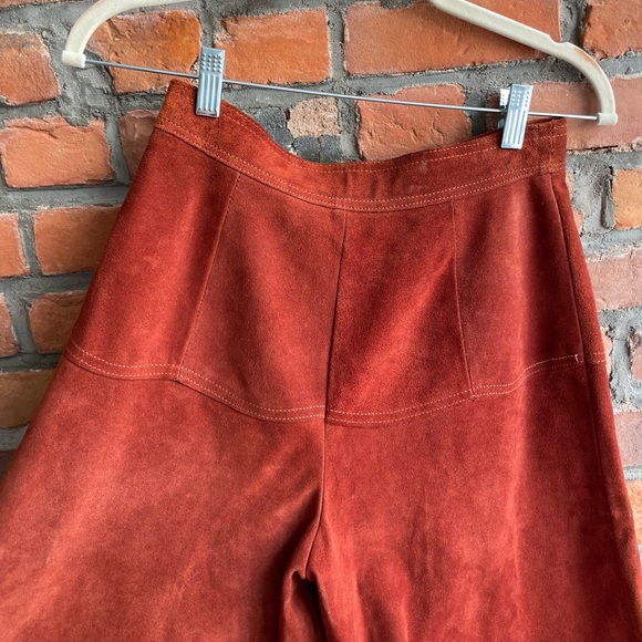 Vintage Suede Gauchos - Picture 4 of 11